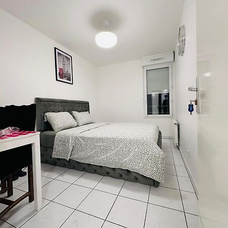 Sri-Indo Bobigny Paris Apartman Kültér fotó