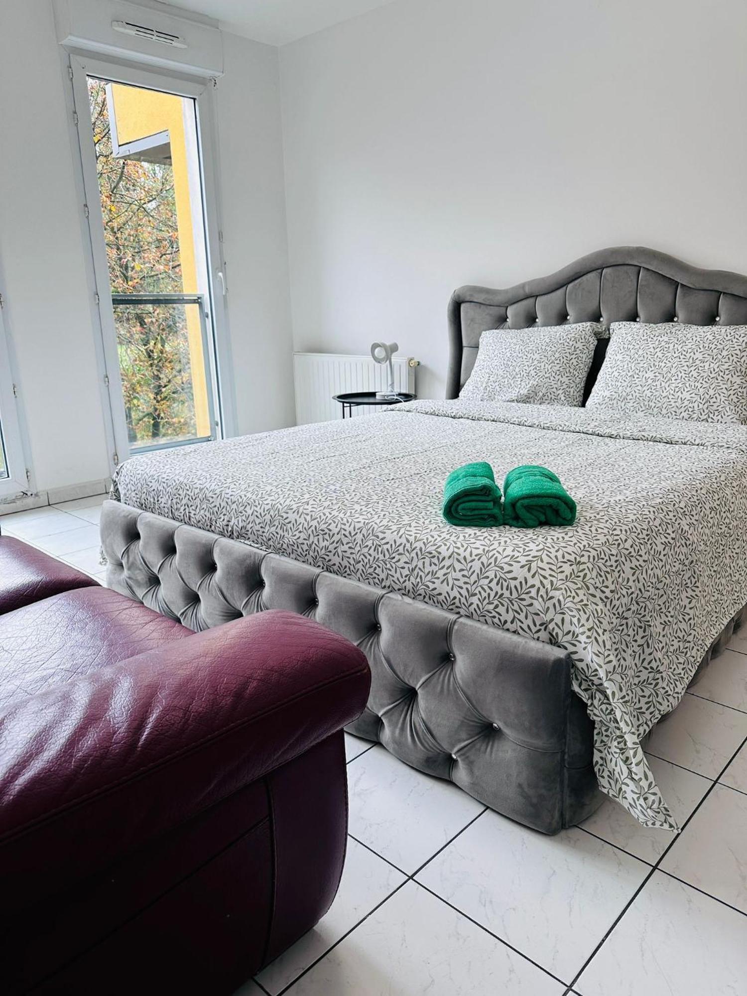 Sri-Indo Bobigny Paris Apartman Kültér fotó