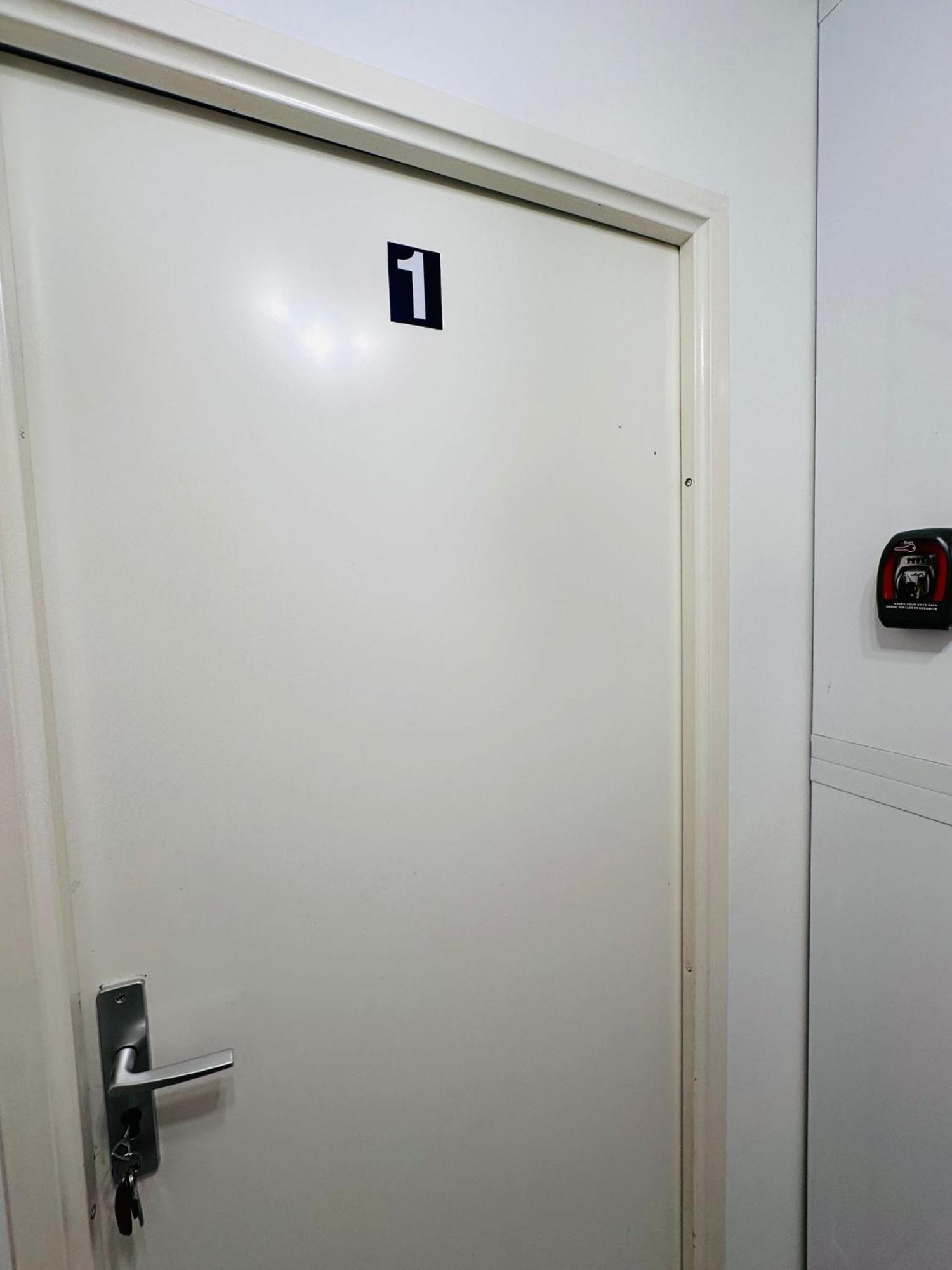 Sri-Indo Bobigny Paris Apartman Kültér fotó